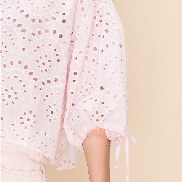 NWT! 💕 Baby Pink Woven Top - Picture 5 of 6